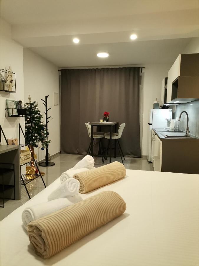 Appartement Cave With Free Parking à Pula Extérieur photo